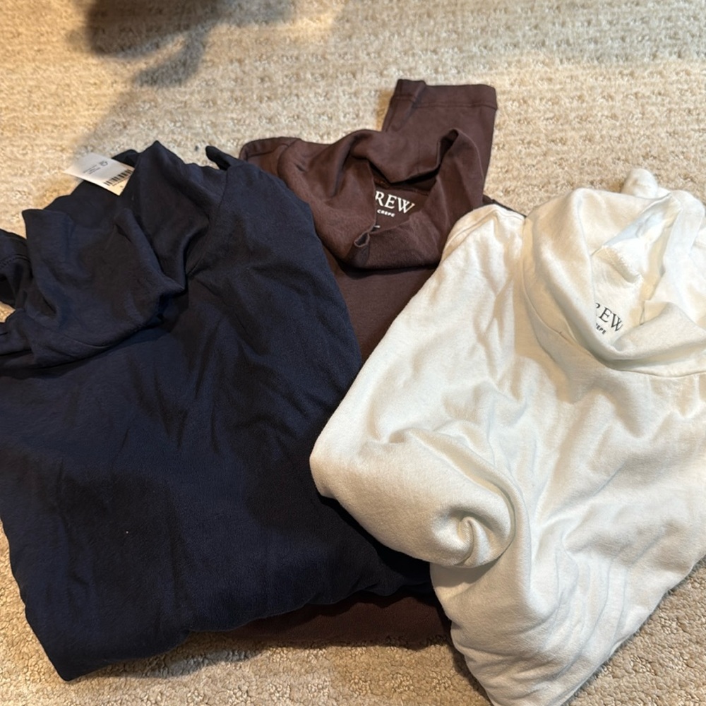 J. Crew tissue turtleneck.  Size small.  Navy, brown, and white.